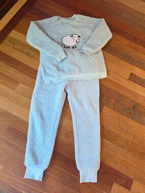 Frankie & Johnny Lamb 2-Piece Pajama Set Size Medium